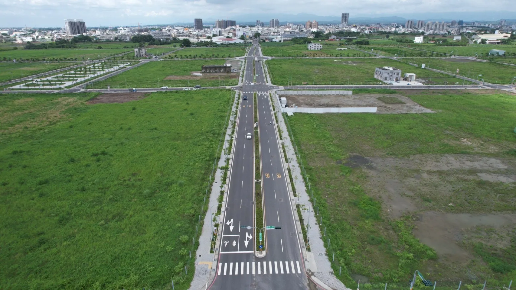 台南地政局聯合標售7塊土地    促區域發展和產業升級