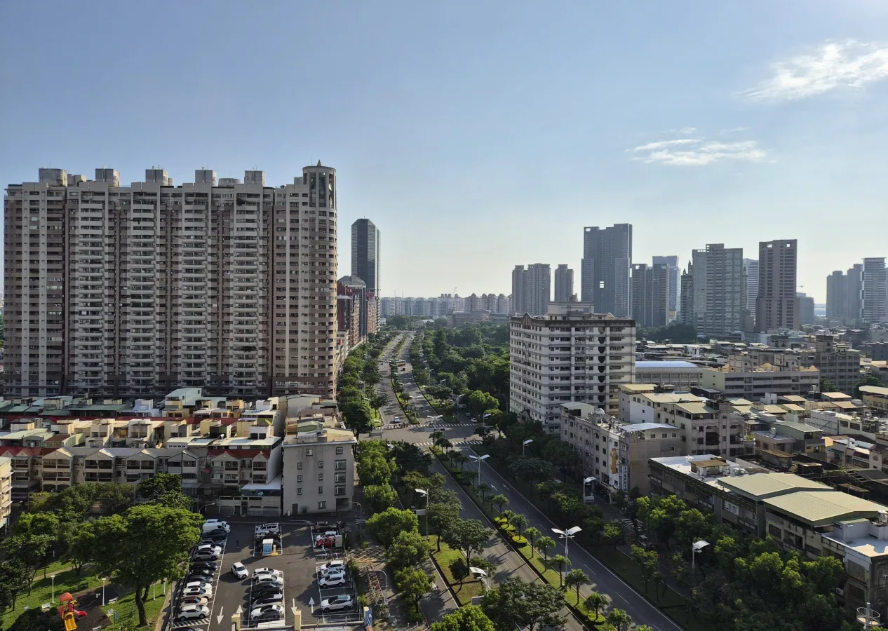 建商轉向精準布局，高雄前8月開工總銷1,728億元年減16.16%